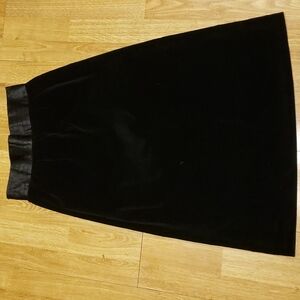 Vintage black velvet tuxedo skirt sz 9